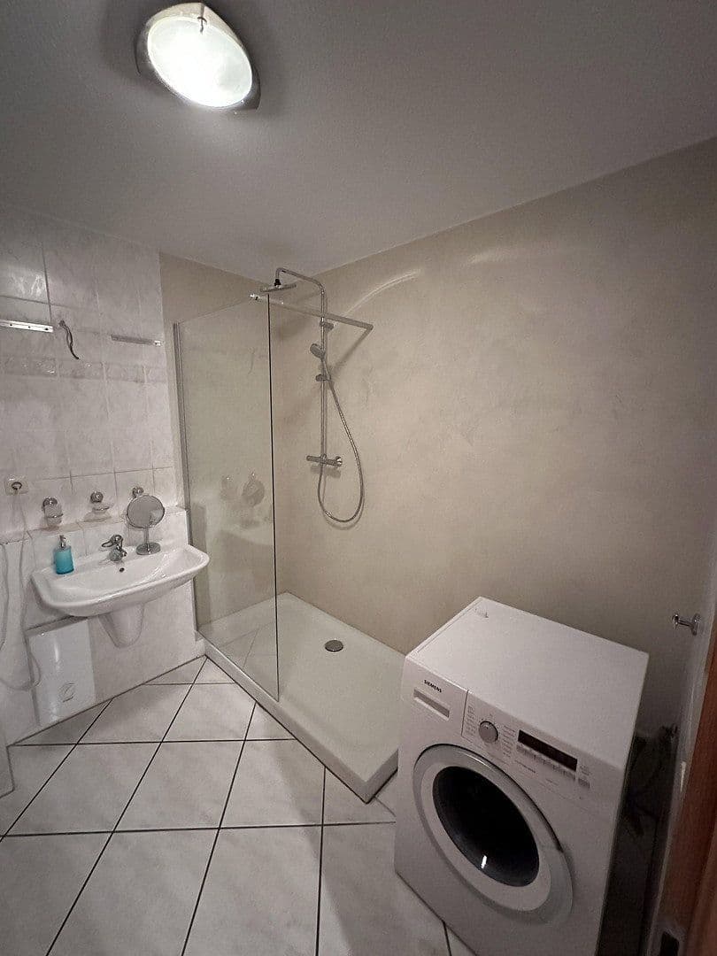 Prenájom bytu 2-izbový 64 m², Königstr. 41, Remscheid, Severné Porýnie - Westfálsko Prenájom bytu 2-izbový 64 m², Königstr. 41, Remscheid, Severné Porýnie - Westfálsko