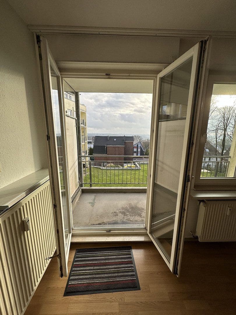 Prenájom bytu 2-izbový 64 m², Königstr. 41, Remscheid, Severné Porýnie - Westfálsko Prenájom bytu 2-izbový 64 m², Königstr. 41, Remscheid, Severné Porýnie - Westfálsko