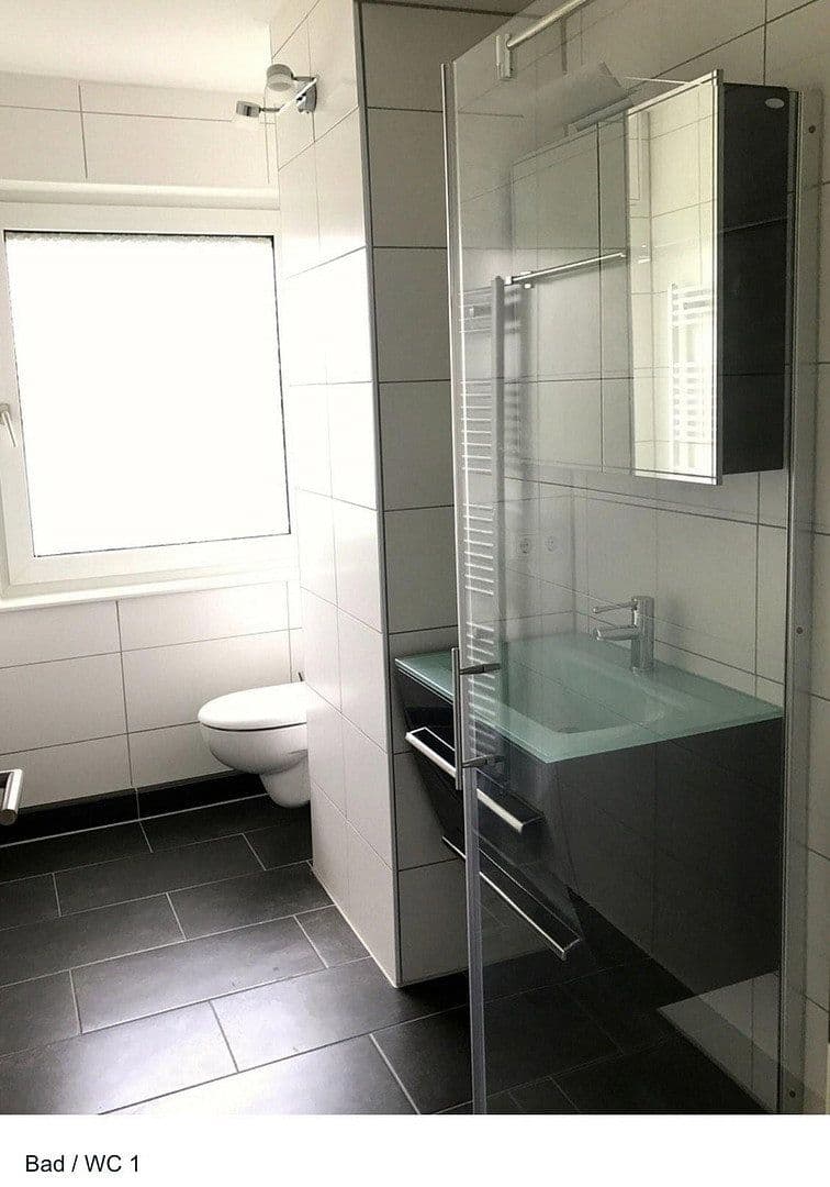 Predaj bytu 4-izbový 75 m², Brunnenstr., Koblenz - Stolzenfels KRIPP, Porýnie-Falcko Predaj bytu 4-izbový 75 m², Brunnenstr., Koblenz - Stolzenfels KRIPP, Porýnie-Falcko
