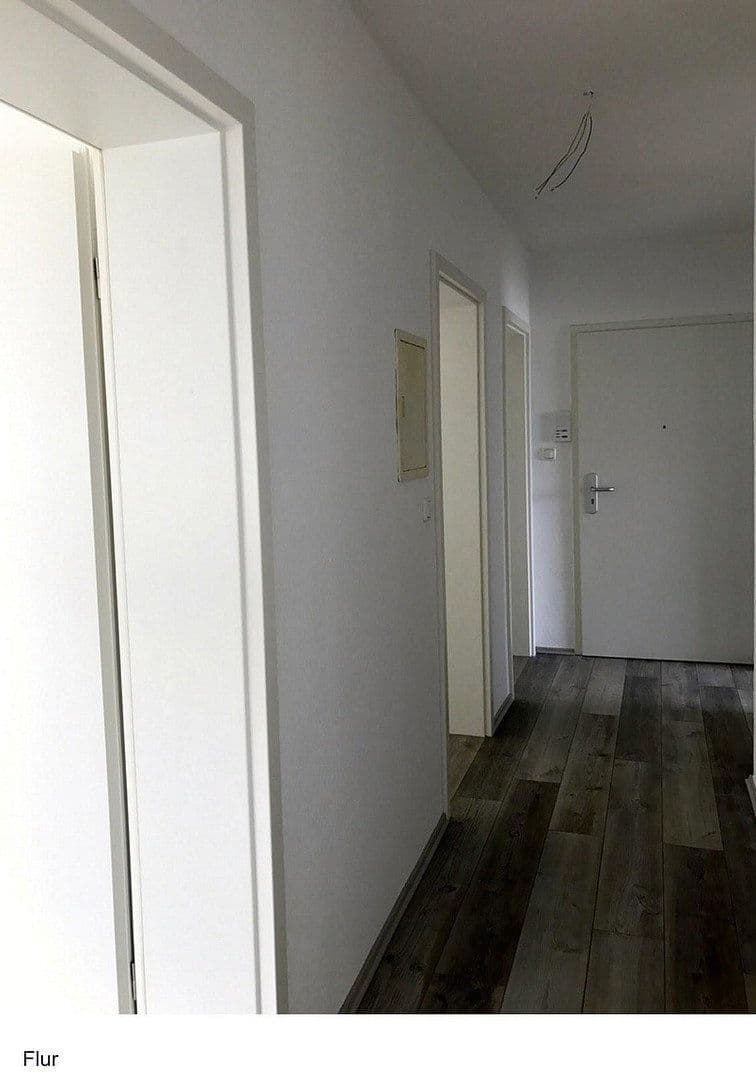 Predaj bytu 4-izbový 75 m², Brunnenstr., Koblenz - Stolzenfels KRIPP, Porýnie-Falcko Predaj bytu 4-izbový 75 m², Brunnenstr., Koblenz - Stolzenfels KRIPP, Porýnie-Falcko