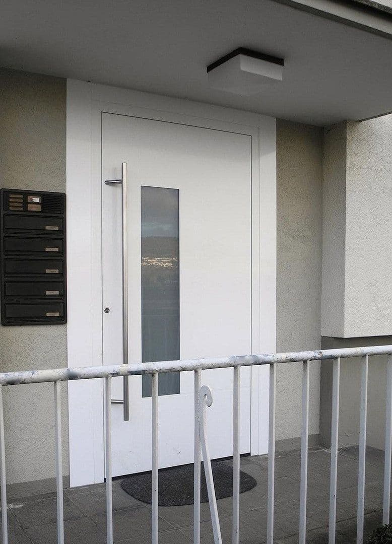 Predaj bytu 4-izbový 75 m², Brunnenstr., Koblenz - Stolzenfels KRIPP, Porýnie-Falcko Predaj bytu 4-izbový 75 m², Brunnenstr., Koblenz - Stolzenfels KRIPP, Porýnie-Falcko