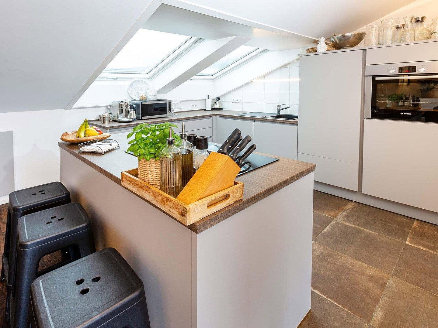 Prenájom bytu 4-izbový 137 m², Mooserstrasse 16, Radolfzell am Bodensee, Bádensko-Wurttembersko Prenájom bytu 4-izbový 137 m², Mooserstrasse 16, Radolfzell am Bodensee, Bádensko-Wurttembersko