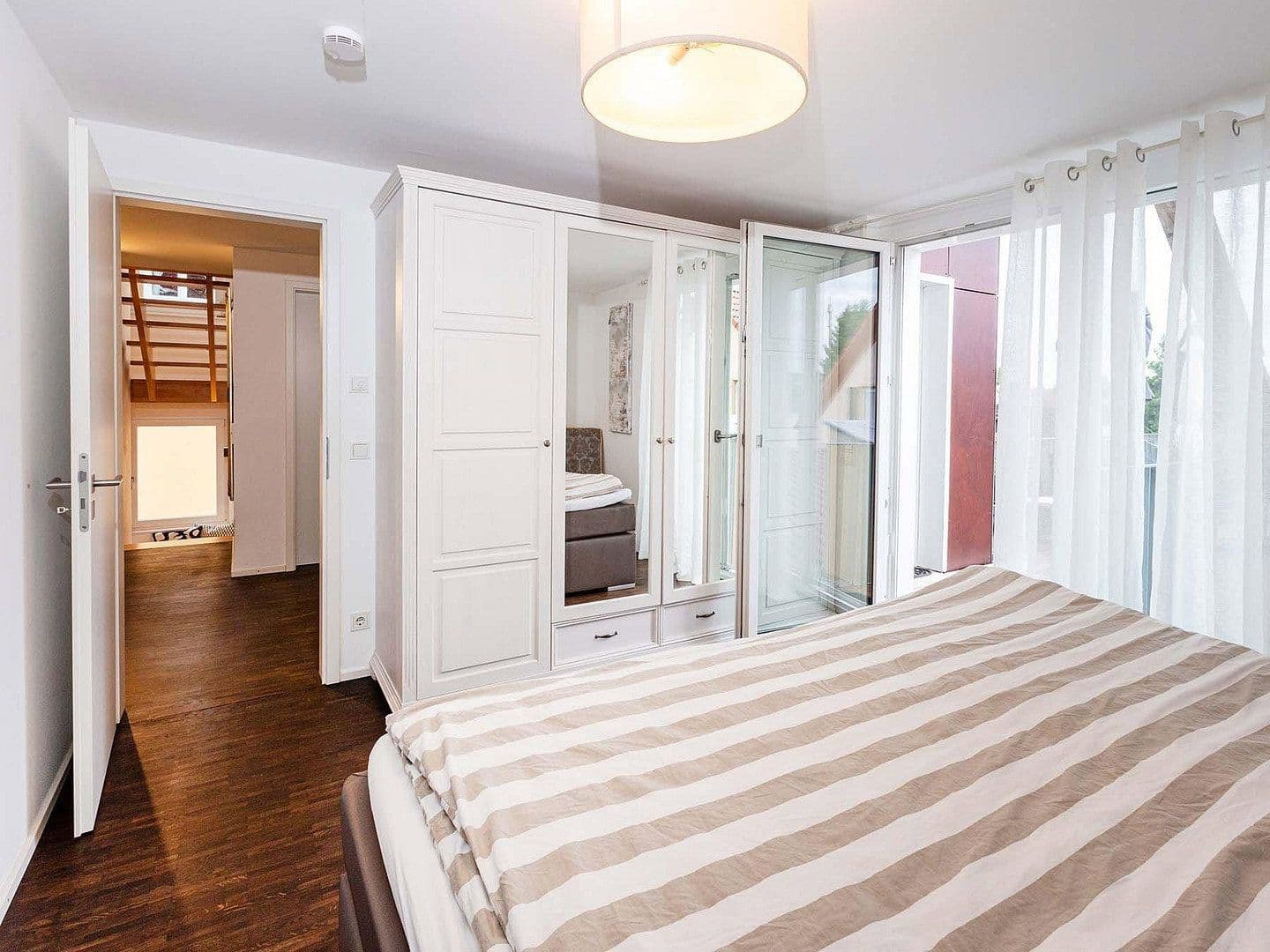 Prenájom bytu 4-izbový 137 m², Mooserstrasse 16, Radolfzell am Bodensee, Bádensko-Wurttembersko Prenájom bytu 4-izbový 137 m², Mooserstrasse 16, Radolfzell am Bodensee, Bádensko-Wurttembersko