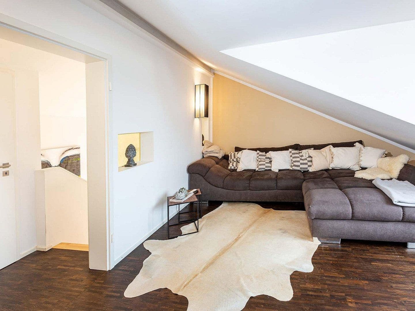 Prenájom bytu 4-izbový 137 m², Mooserstrasse 16, Radolfzell am Bodensee, Bádensko-Wurttembersko Prenájom bytu 4-izbový 137 m², Mooserstrasse 16, Radolfzell am Bodensee, Bádensko-Wurttembersko