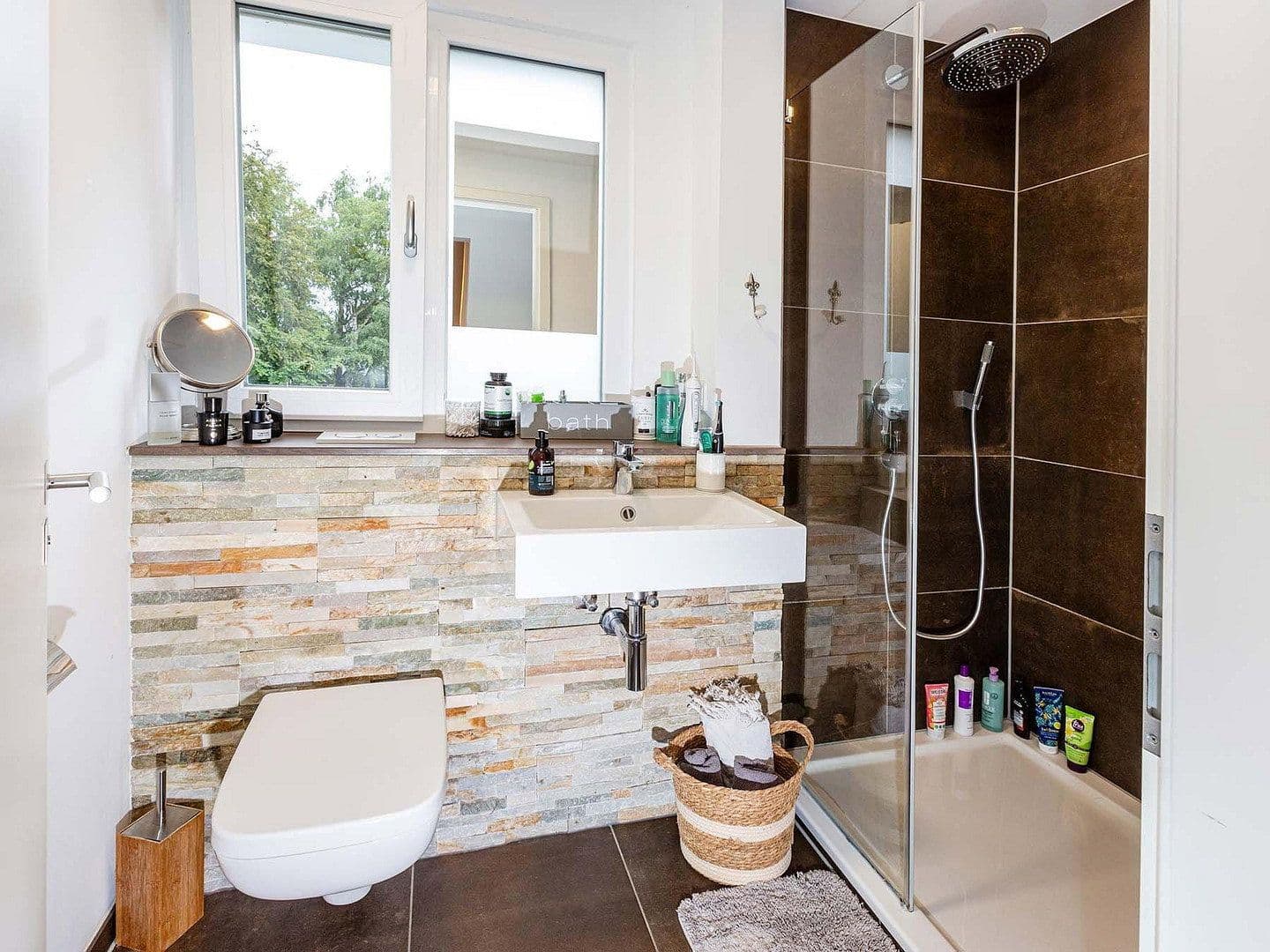 Prenájom bytu 4-izbový 137 m², Mooserstrasse 16, Radolfzell am Bodensee, Bádensko-Wurttembersko Prenájom bytu 4-izbový 137 m², Mooserstrasse 16, Radolfzell am Bodensee, Bádensko-Wurttembersko