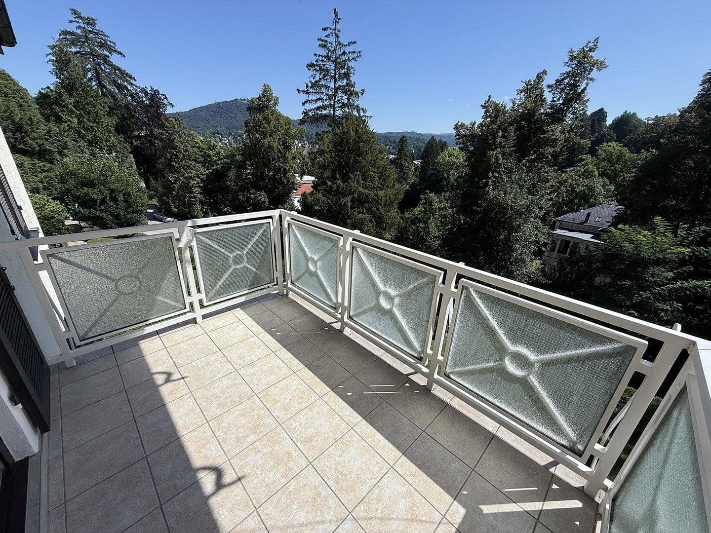 Predaj bytu 3-izbový 94 m², Werderstr.26, Baden-Baden, Bádensko-Wurttembersko Predaj bytu 3-izbový 94 m², Werderstr.26, Baden-Baden, Bádensko-Wurttembersko