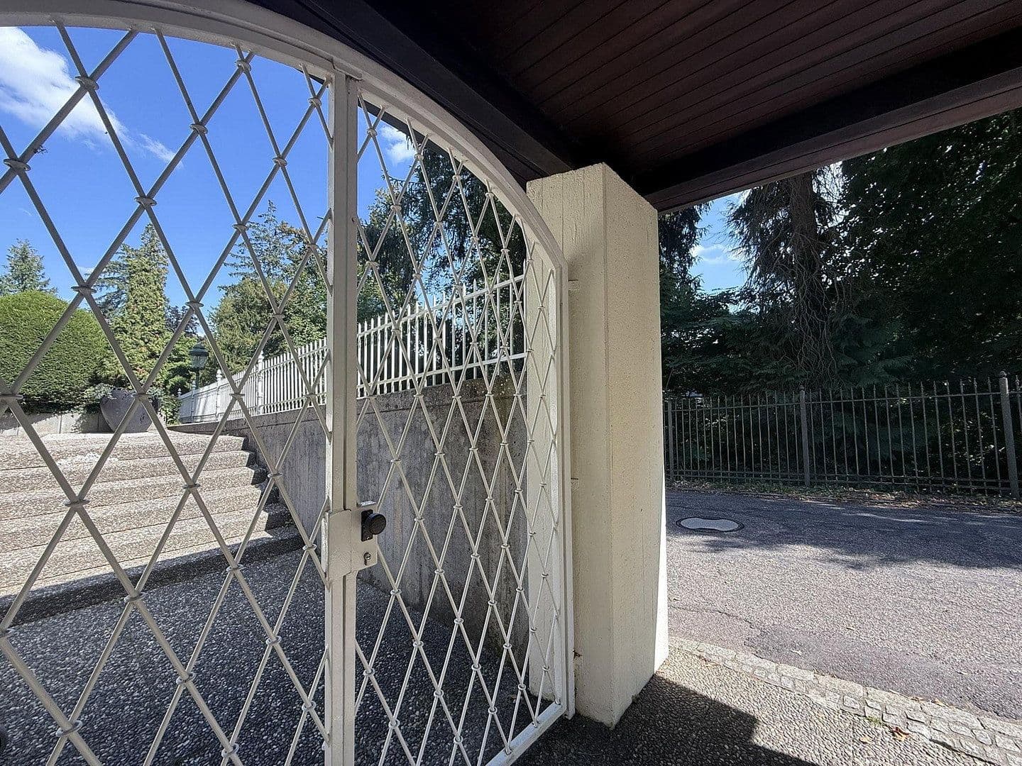 Predaj bytu 3-izbový 94 m², Werderstr.26, Baden-Baden, Bádensko-Wurttembersko Predaj bytu 3-izbový 94 m², Werderstr.26, Baden-Baden, Bádensko-Wurttembersko
