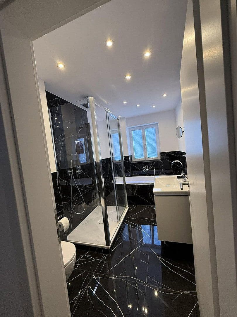 Predaj bytu 3-izbový 94 m², Werderstr.26, Baden-Baden, Bádensko-Wurttembersko Predaj bytu 3-izbový 94 m², Werderstr.26, Baden-Baden, Bádensko-Wurttembersko