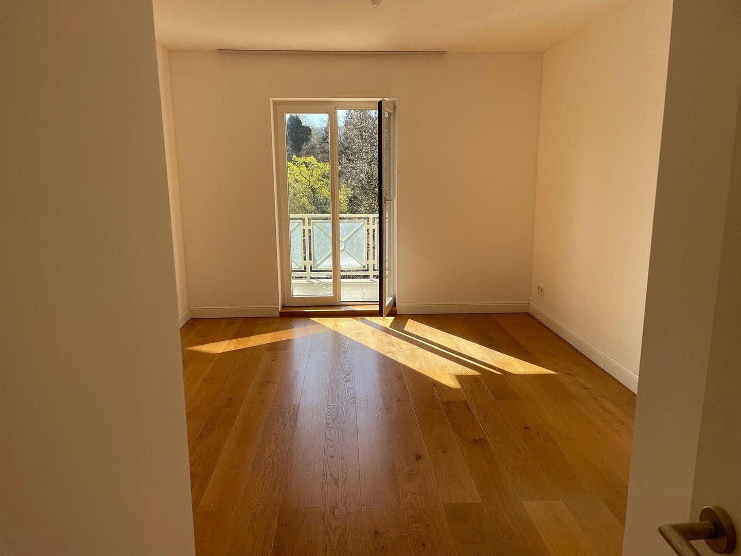 Predaj bytu 3-izbový 94 m², Werderstr.26, Baden-Baden, Bádensko-Wurttembersko Predaj bytu 3-izbový 94 m², Werderstr.26, Baden-Baden, Bádensko-Wurttembersko
