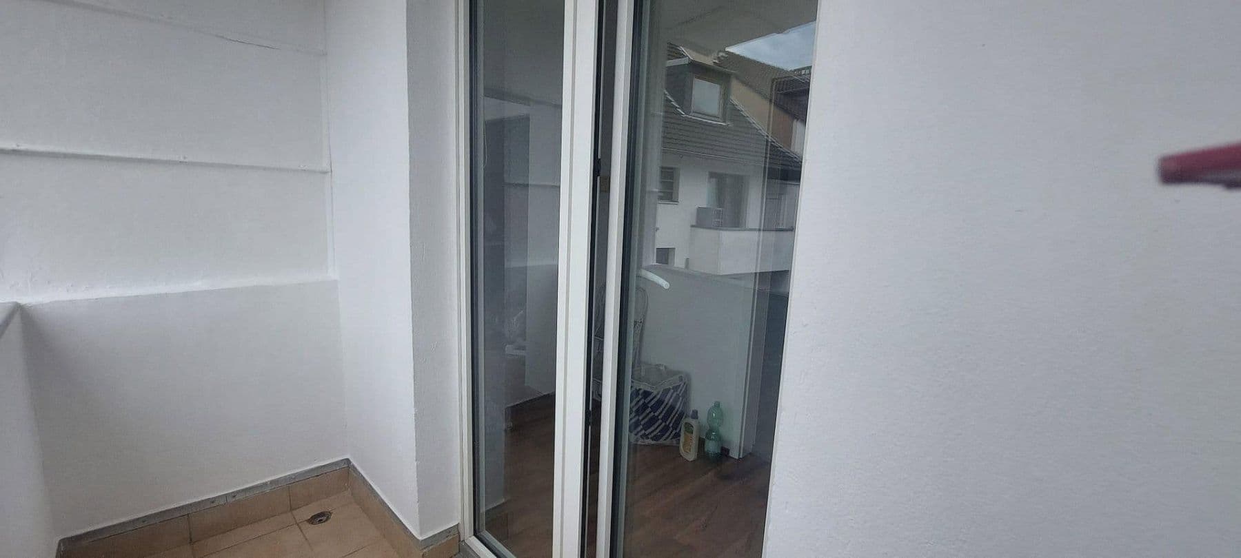 Prenájom bytu 18 m², Düsseldorf, Severné Porýnie - Westfálsko Prenájom bytu 18 m², Düsseldorf, Severné Porýnie - Westfálsko