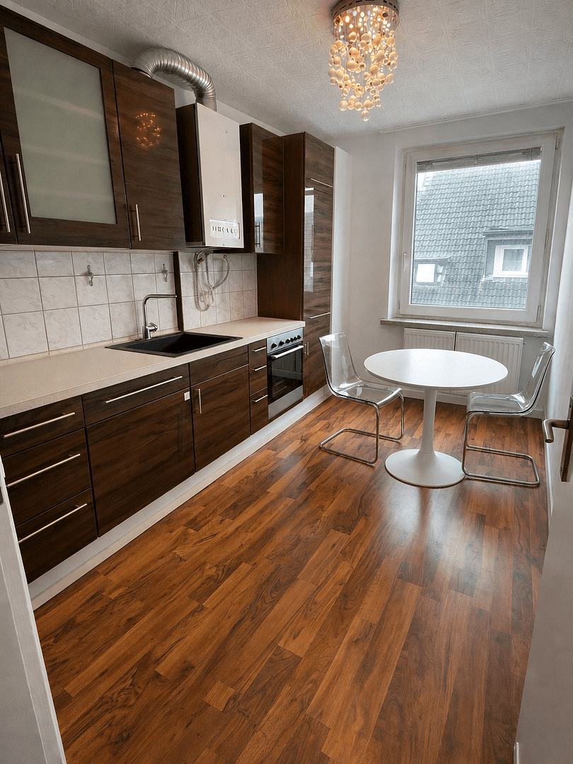 Prenájom bytu 18 m², Düsseldorf, Severné Porýnie - Westfálsko Prenájom bytu 18 m², Düsseldorf, Severné Porýnie - Westfálsko