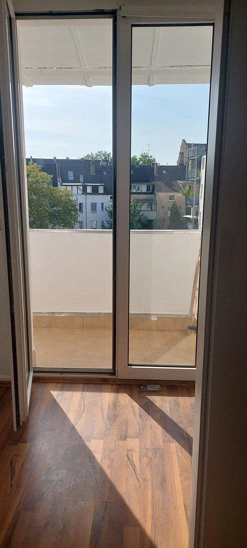 Prenájom bytu 18 m², Düsseldorf, Severné Porýnie - Westfálsko Prenájom bytu 18 m², Düsseldorf, Severné Porýnie - Westfálsko