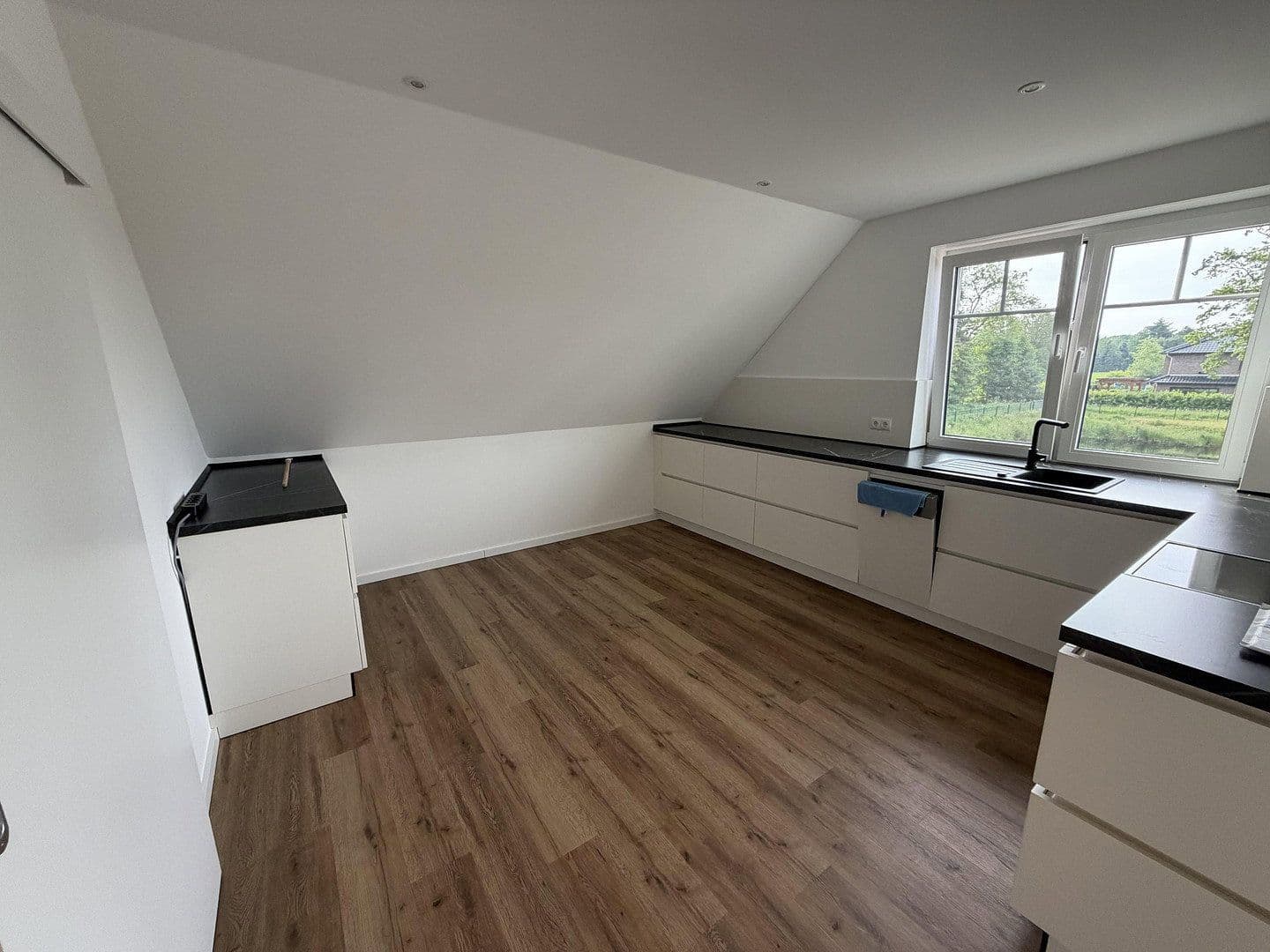 Prenájom bytu 4-izbový 98 m², Potthoff 6, Barßel, Dolné Sasko Prenájom bytu 4-izbový 98 m², Potthoff 6, Barßel, Dolné Sasko