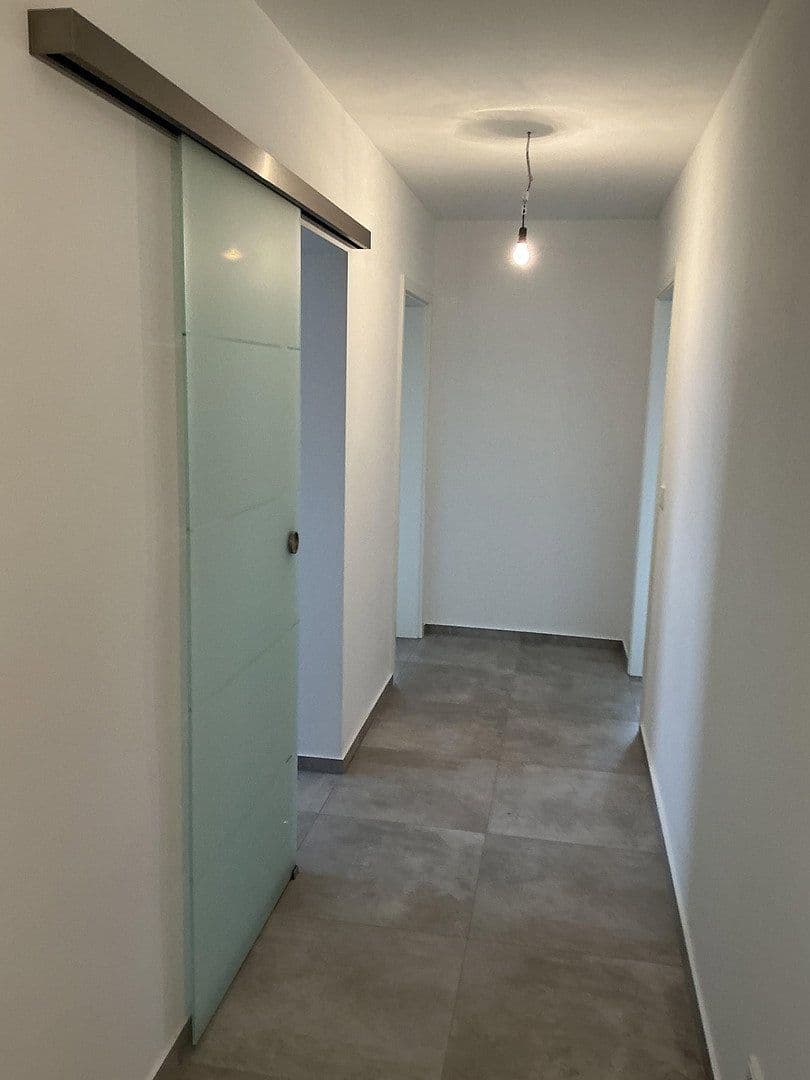 Prenájom bytu 3-izbový 70 m², Allerstrasse, Wolfsburg, Dolné Sasko Prenájom bytu 3-izbový 70 m², Allerstrasse, Wolfsburg, Dolné Sasko