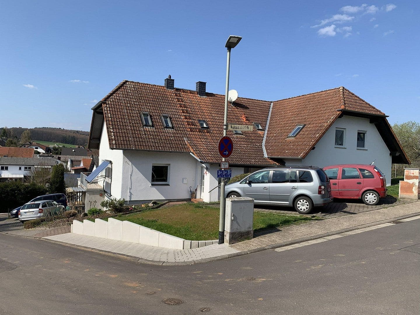 Predaj domu 285 m², pozemek 915 m², Büdingen, Hesensko Predaj domu 285 m², pozemek 915 m², Büdingen, Hesensko