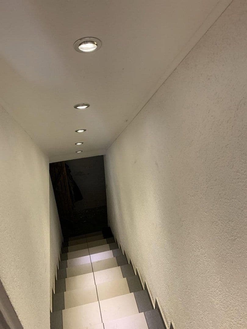Predaj domu 285 m², pozemek 915 m², Büdingen, Hesensko Predaj domu 285 m², pozemek 915 m², Büdingen, Hesensko