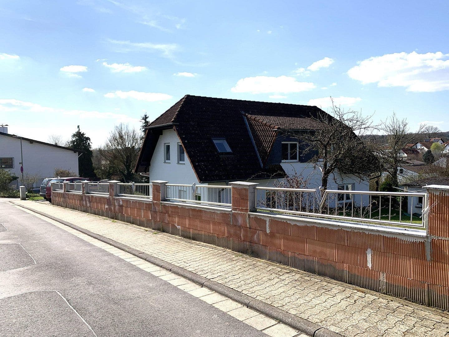 Predaj domu 285 m², pozemek 915 m², Büdingen, Hesensko Predaj domu 285 m², pozemek 915 m², Büdingen, Hesensko