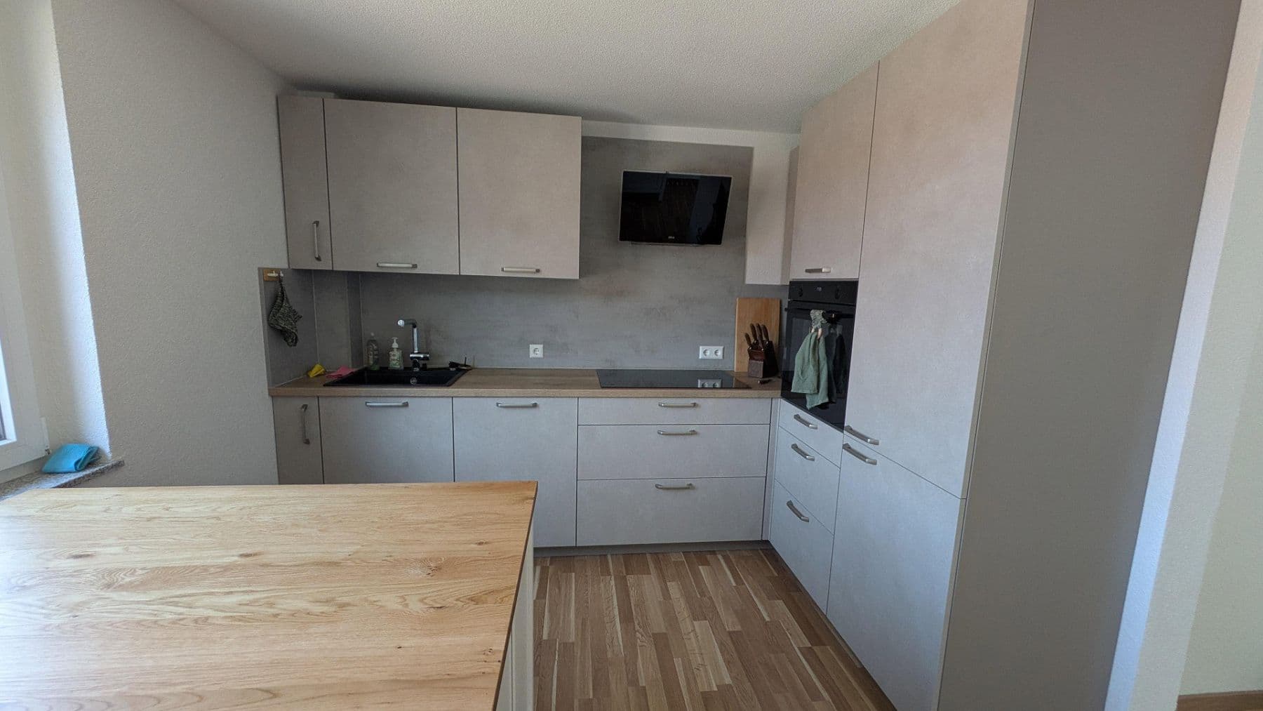 Prenájom bytu 3-izbový 79 m², Neuenburg am Rhein, Bádensko-Wurttembersko Prenájom bytu 3-izbový 79 m², Neuenburg am Rhein, Bádensko-Wurttembersko