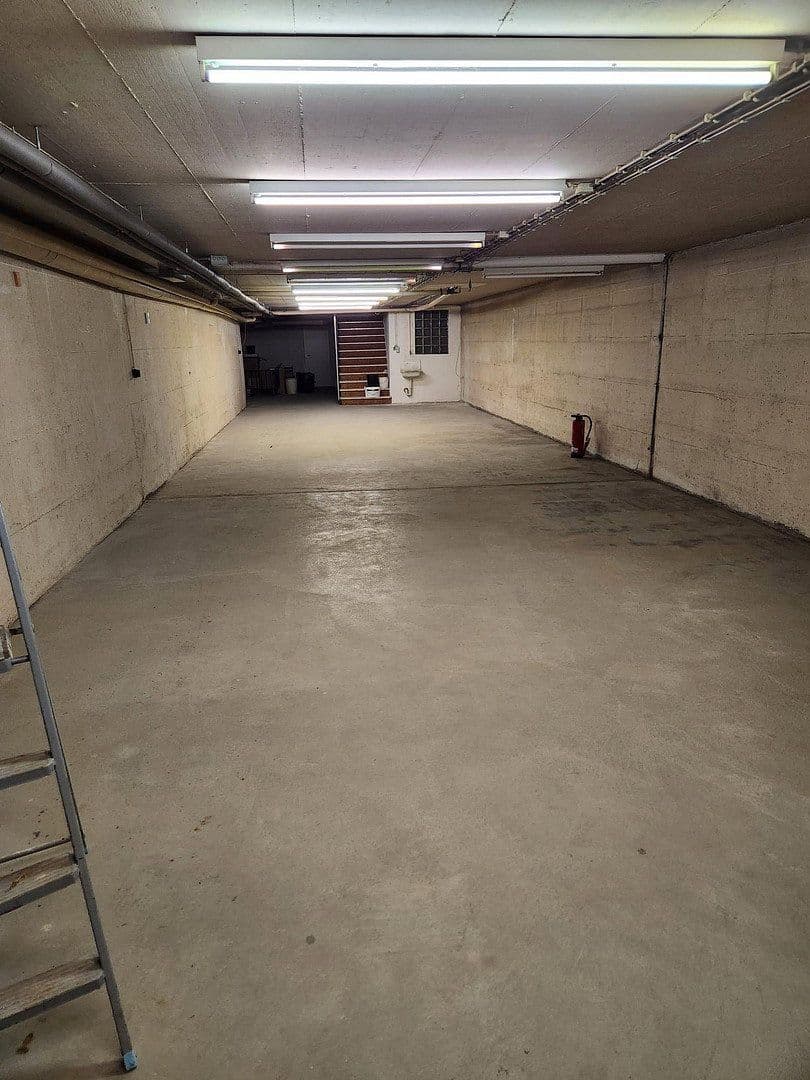 Prenájom nebytového priestoru 190 m², Osnabrück, Dolné Sasko Prenájom nebytového priestoru 190 m², Osnabrück, Dolné Sasko