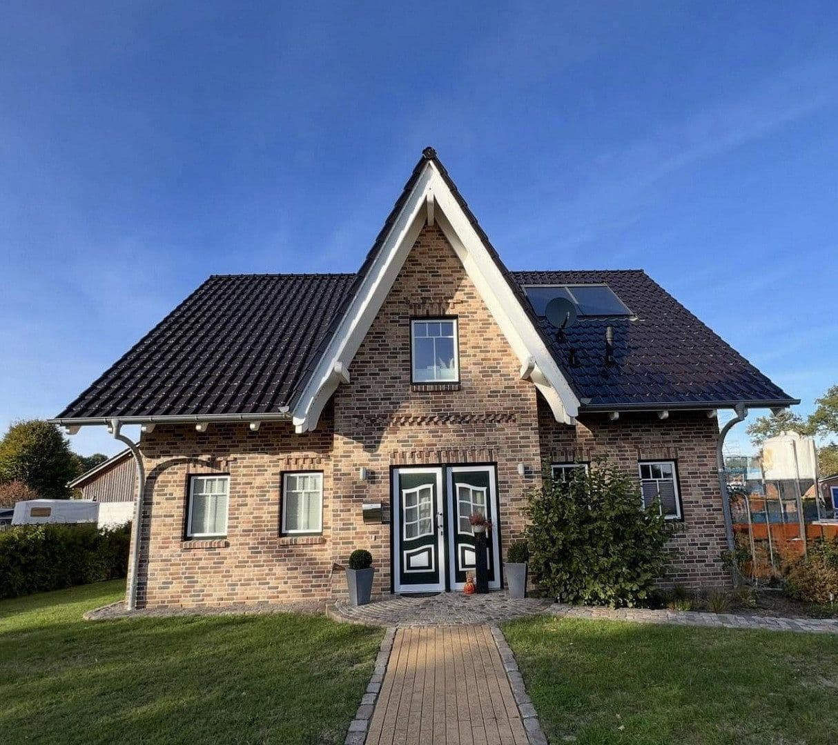 Prenájom domu 145 m², pozemek 700 m², Hasenkrug, Šlezvicko-Holštajnsko Prenájom domu 145 m², pozemek 700 m², Hasenkrug, Šlezvicko-Holštajnsko