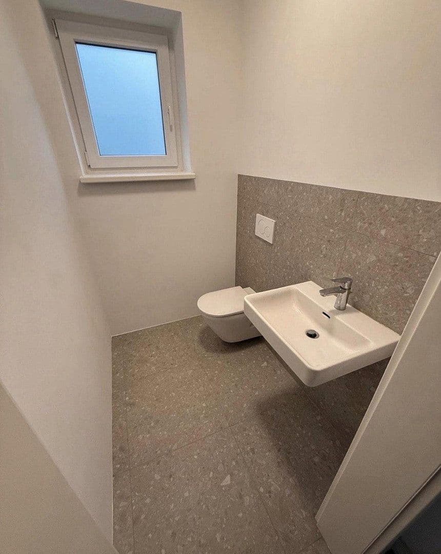 Prenájom domu 145 m², pozemek 700 m², Hasenkrug, Šlezvicko-Holštajnsko Prenájom domu 145 m², pozemek 700 m², Hasenkrug, Šlezvicko-Holštajnsko