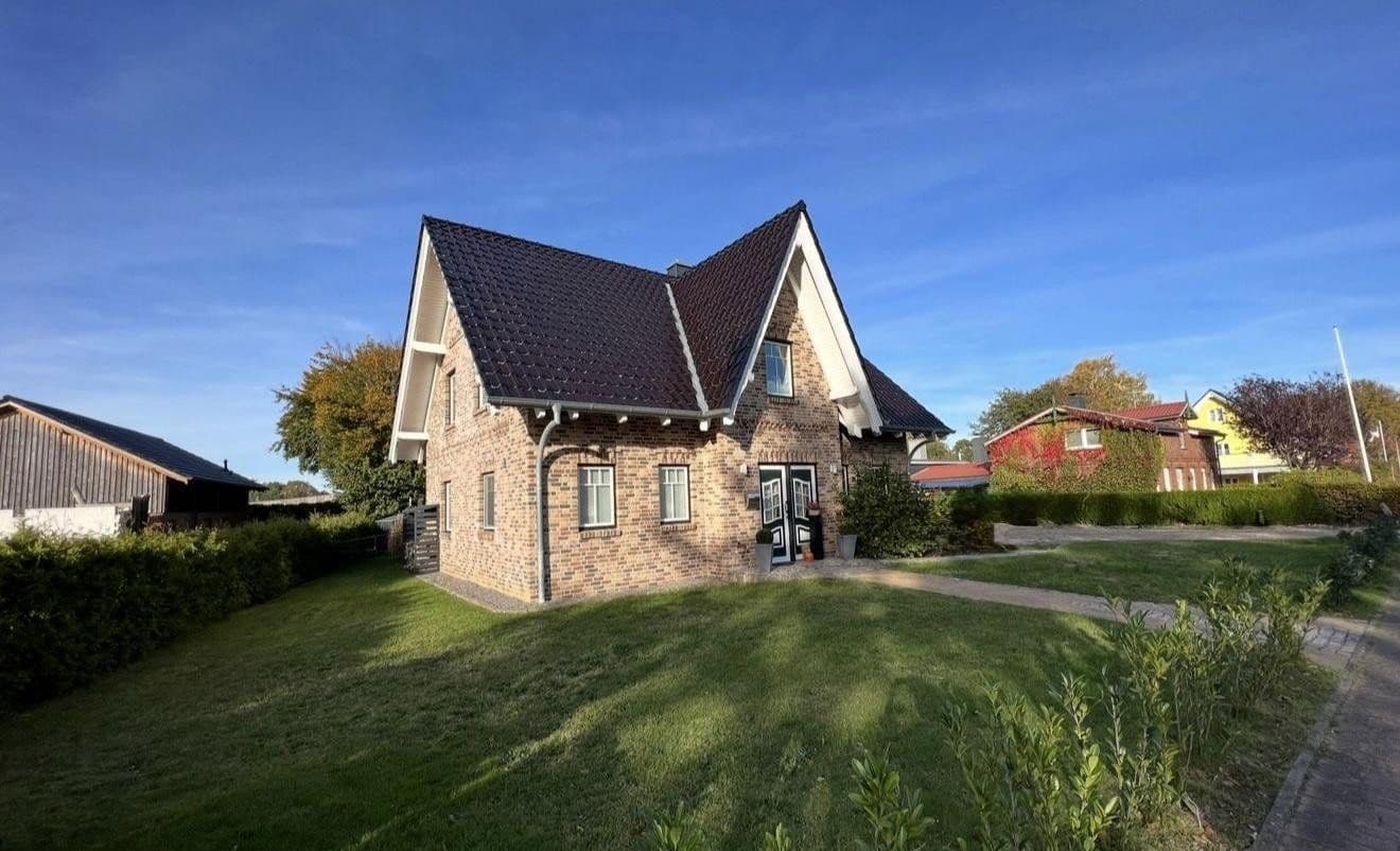 Prenájom domu 145 m², pozemek 700 m², Hasenkrug, Šlezvicko-Holštajnsko Prenájom domu 145 m², pozemek 700 m², Hasenkrug, Šlezvicko-Holštajnsko
