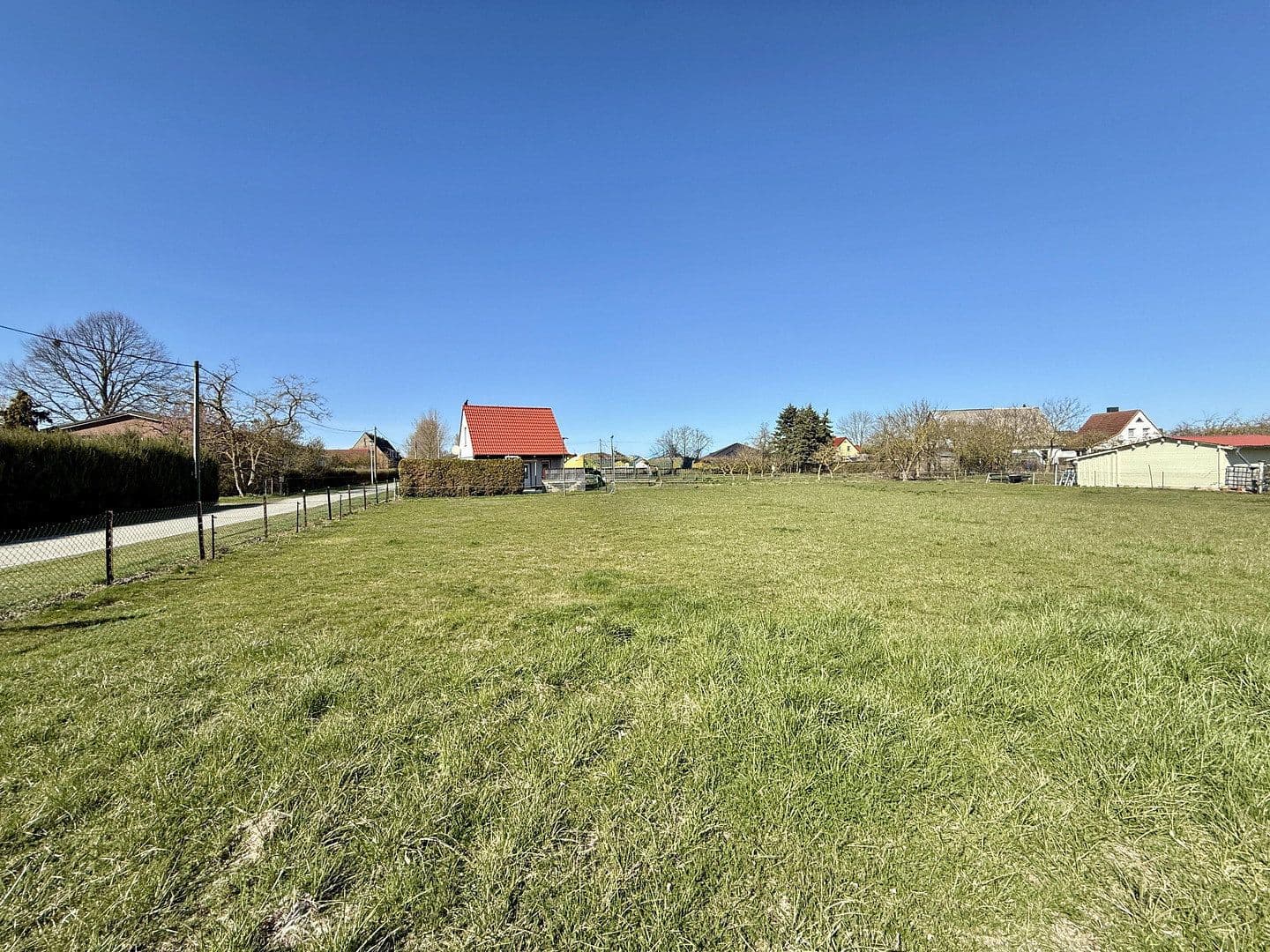 Predaj pozemku 573 m², Zum Haff, Am Salzhaff, Meklenbursko-Predpomoransko Predaj pozemku 573 m², Zum Haff, Am Salzhaff, Meklenbursko-Predpomoransko