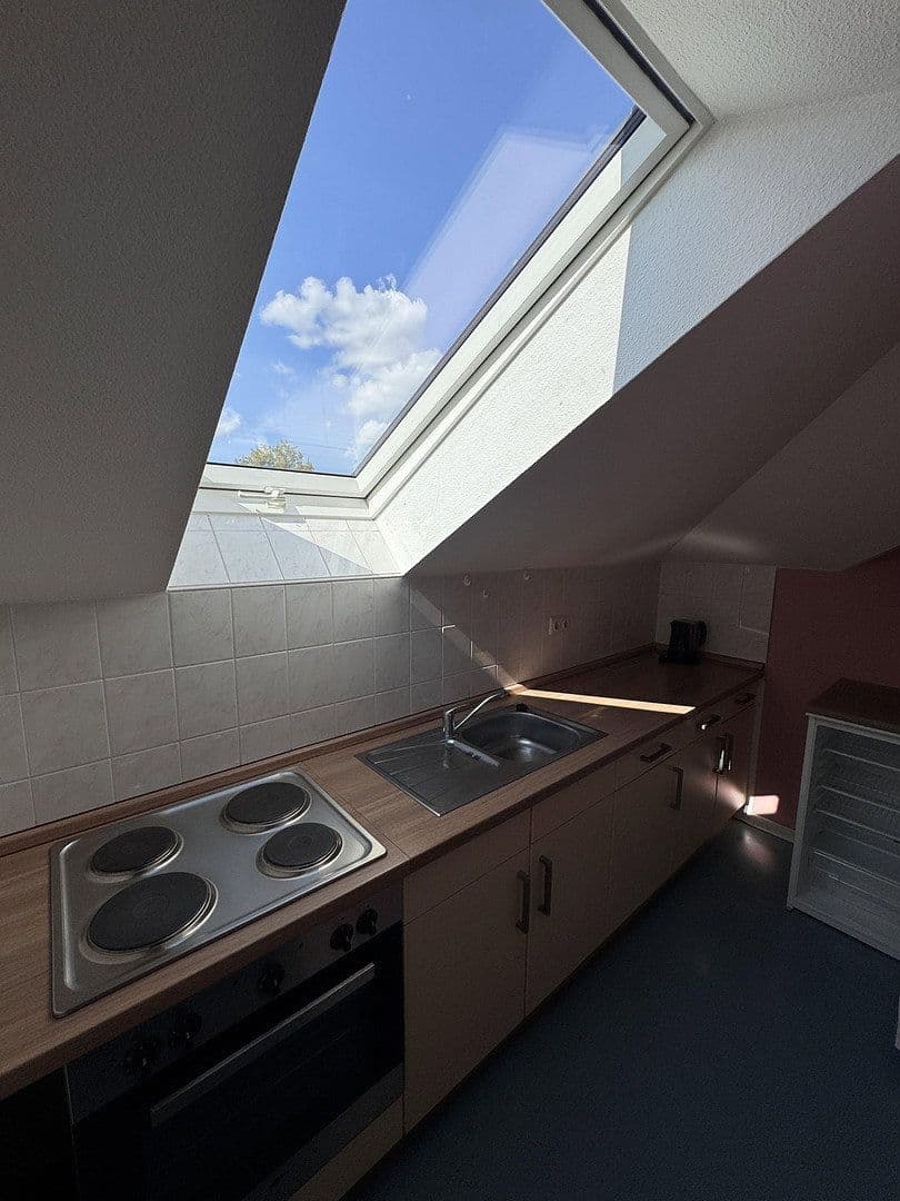 Prenájom bytu 1-izbový 28 m², Haydnstraße 4, Kamenec, Sasko Prenájom bytu 1-izbový 28 m², Haydnstraße 4, Kamenec, Sasko