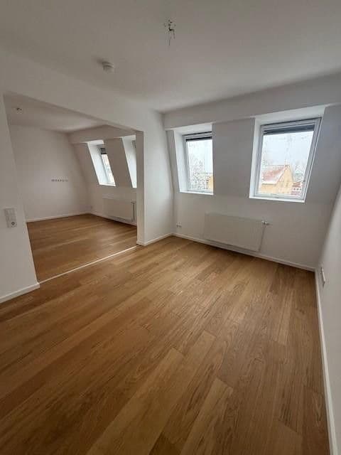 Prenájom bytu 3-izbový 91 m², Schumannstr. 15, Nienburg/Weser, Dolné Sasko Prenájom bytu 3-izbový 91 m², Schumannstr. 15, Nienburg/Weser, Dolné Sasko