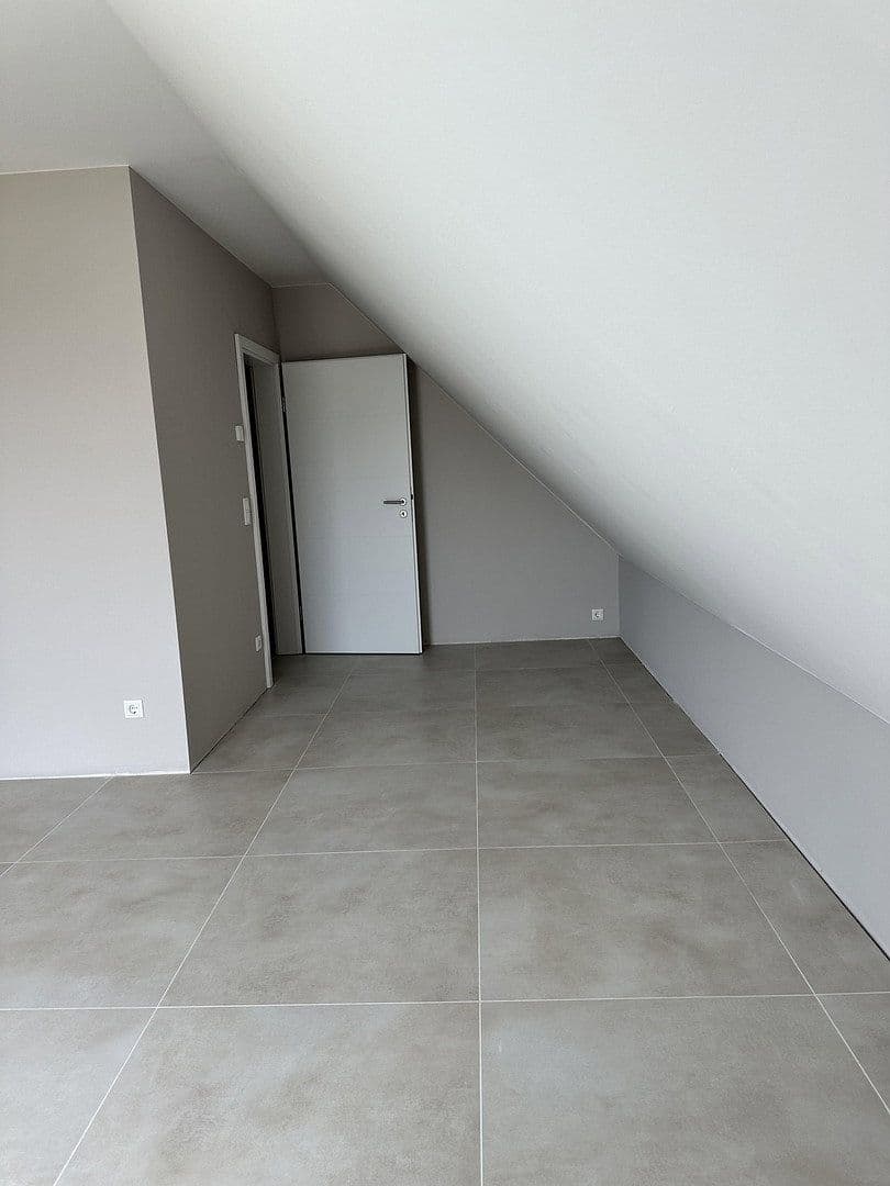 Predaj domu 187 m², pozemek 1.250 m², Rees, Severné Porýnie - Westfálsko Predaj domu 187 m², pozemek 1.250 m², Rees, Severné Porýnie - Westfálsko