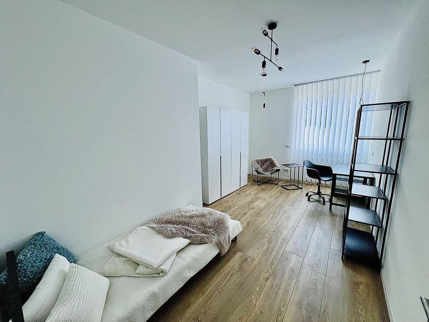 Prenájom bytu 15 m², Augsburg, Bavorsko Prenájom bytu 15 m², Augsburg, Bavorsko