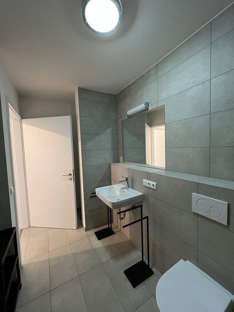 Prenájom bytu 15 m², Augsburg, Bavorsko Prenájom bytu 15 m², Augsburg, Bavorsko