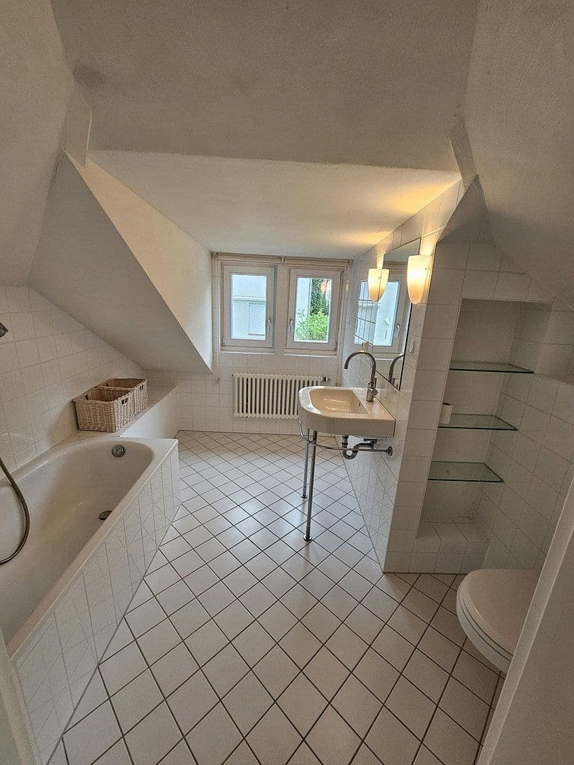 Predaj domu 209 m², pozemek 797 m², Kassel, Hesensko Predaj domu 209 m², pozemek 797 m², Kassel, Hesensko