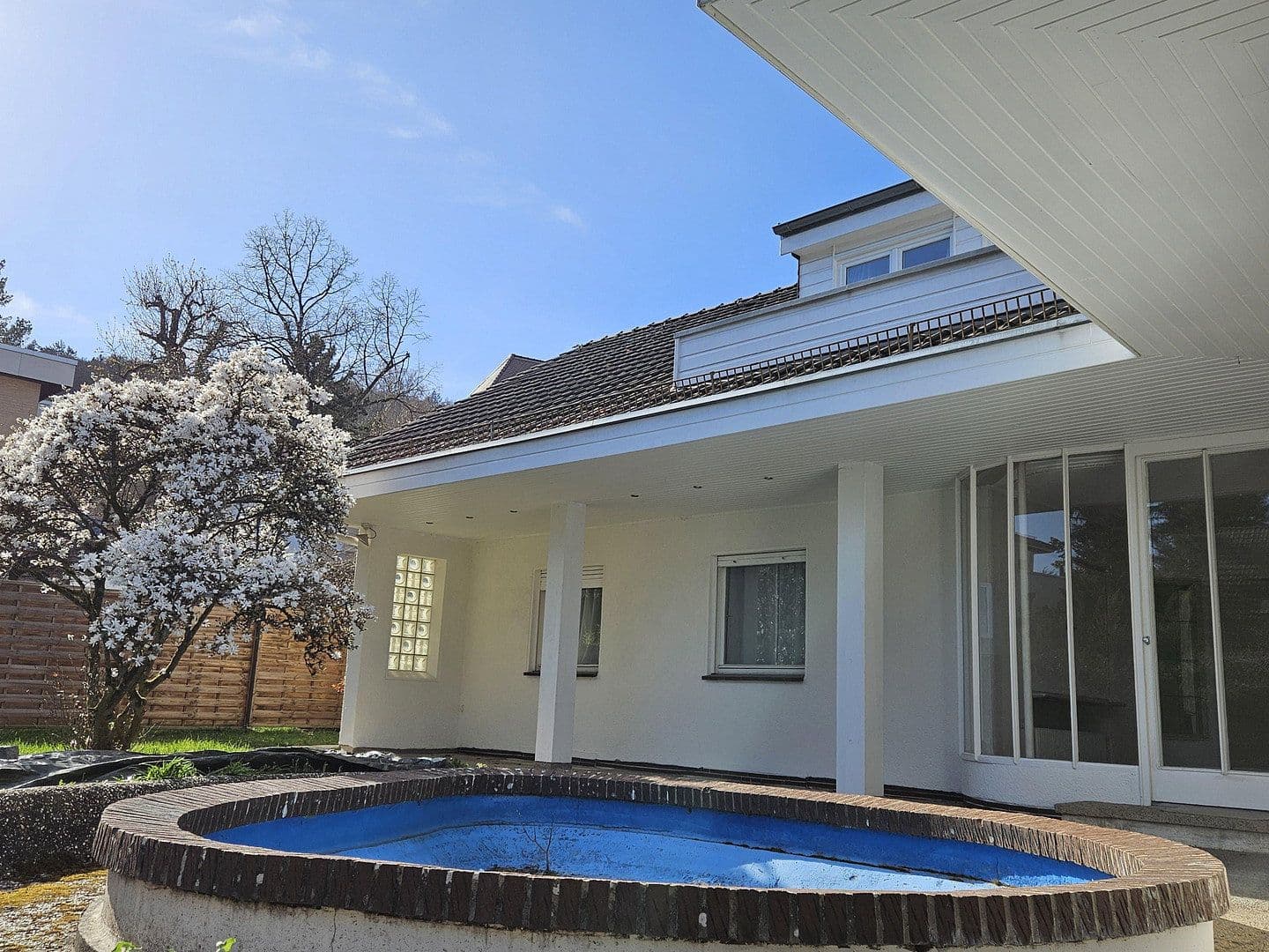 Predaj domu 209 m², pozemek 797 m², Kassel, Hesensko Predaj domu 209 m², pozemek 797 m², Kassel, Hesensko