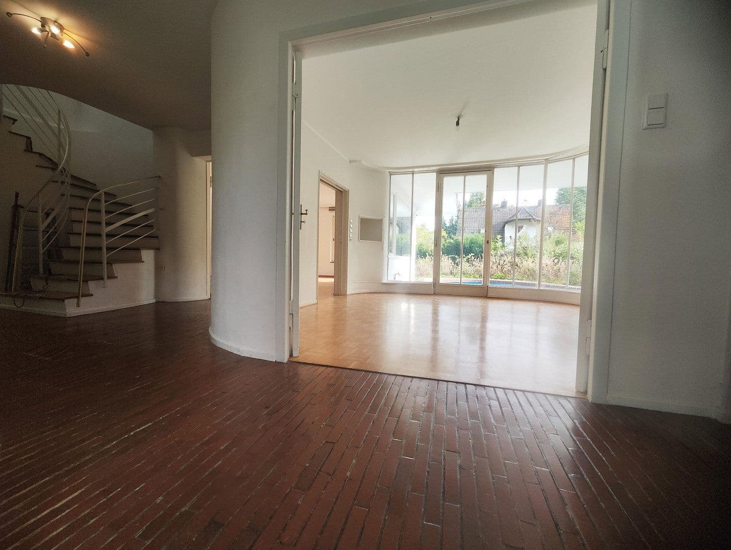 Predaj domu 209 m², pozemek 797 m², Kassel, Hesensko Predaj domu 209 m², pozemek 797 m², Kassel, Hesensko