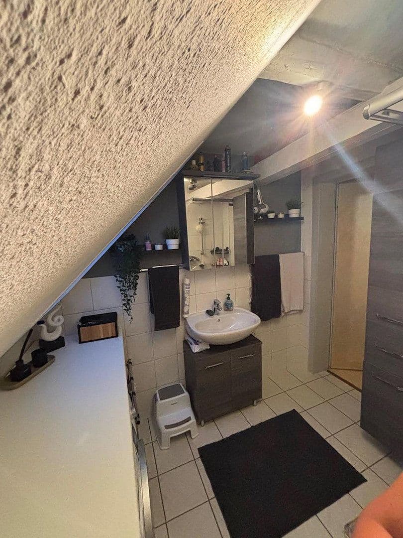 Prenájom bytu 4-izbový 105 m², Pfarrstraße 6, Seesen, Dolné Sasko Prenájom bytu 4-izbový 105 m², Pfarrstraße 6, Seesen, Dolné Sasko