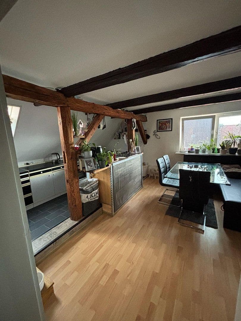 Prenájom bytu 4-izbový 105 m², Pfarrstraße 6, Seesen, Dolné Sasko Prenájom bytu 4-izbový 105 m², Pfarrstraße 6, Seesen, Dolné Sasko