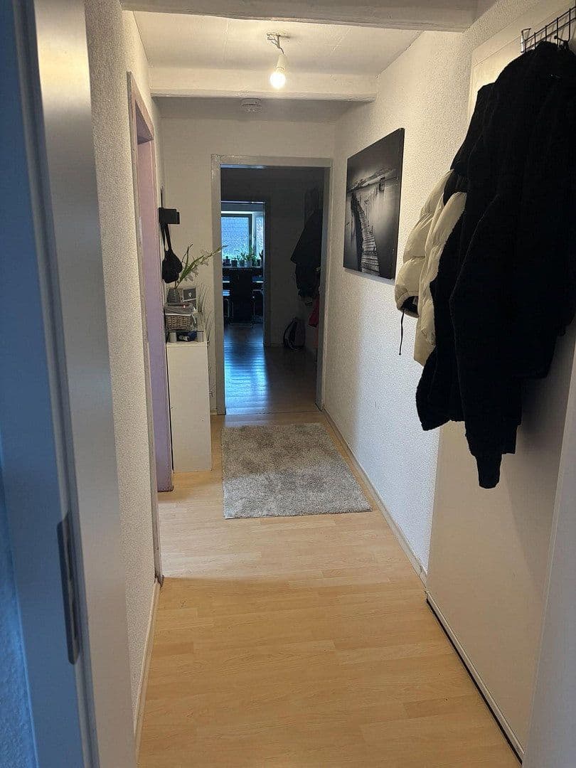 Prenájom bytu 4-izbový 105 m², Pfarrstraße 6, Seesen, Dolné Sasko Prenájom bytu 4-izbový 105 m², Pfarrstraße 6, Seesen, Dolné Sasko