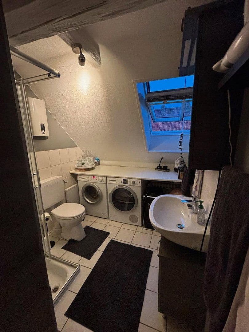 Prenájom bytu 4-izbový 105 m², Pfarrstraße 6, Seesen, Dolné Sasko Prenájom bytu 4-izbový 105 m², Pfarrstraße 6, Seesen, Dolné Sasko