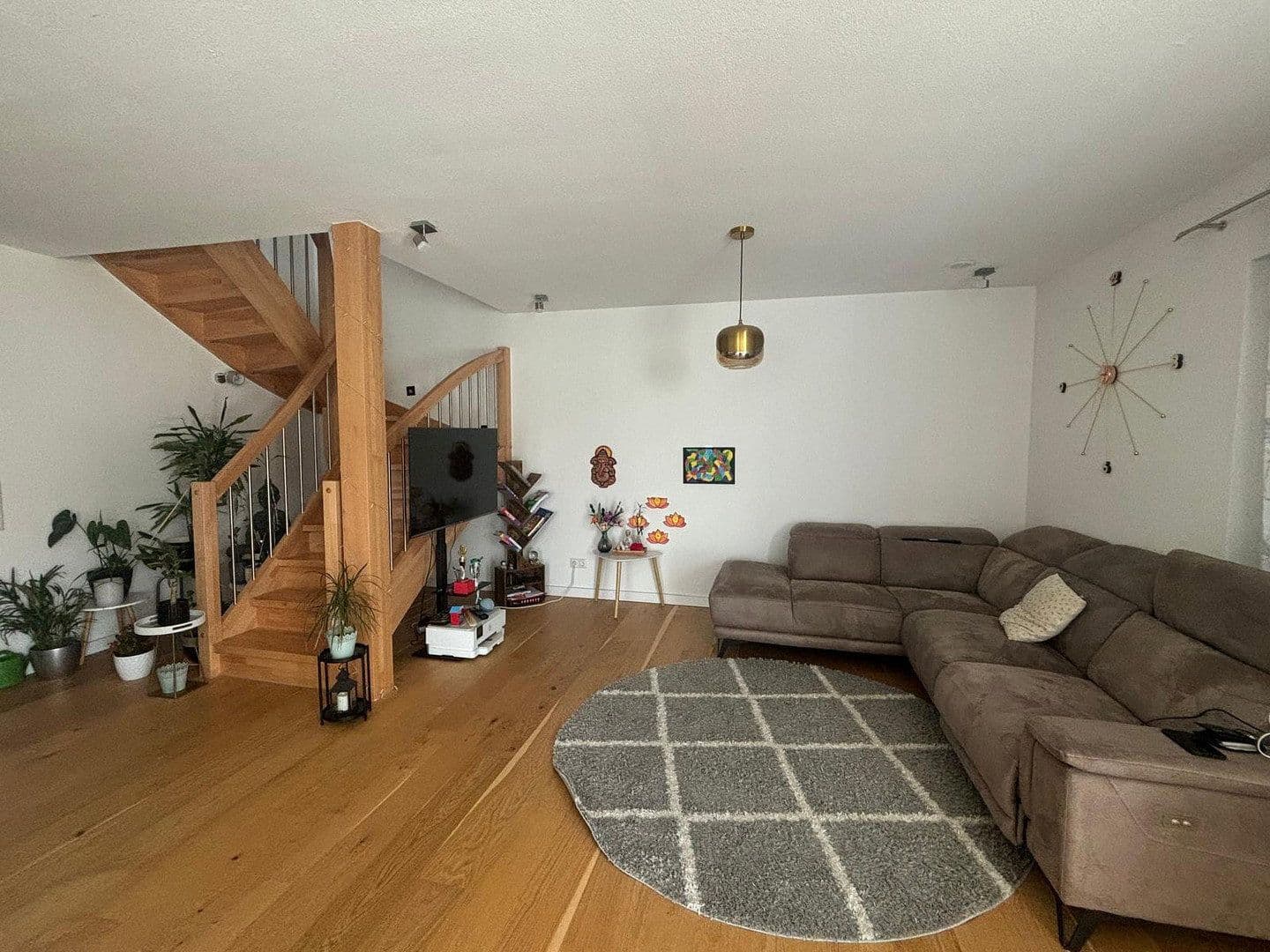 Prenájom domu 157 m², pozemek 400 m², Hurlacher str 28a, Langerringen, Bavorsko Prenájom domu 157 m², pozemek 400 m², Hurlacher str 28a, Langerringen, Bavorsko