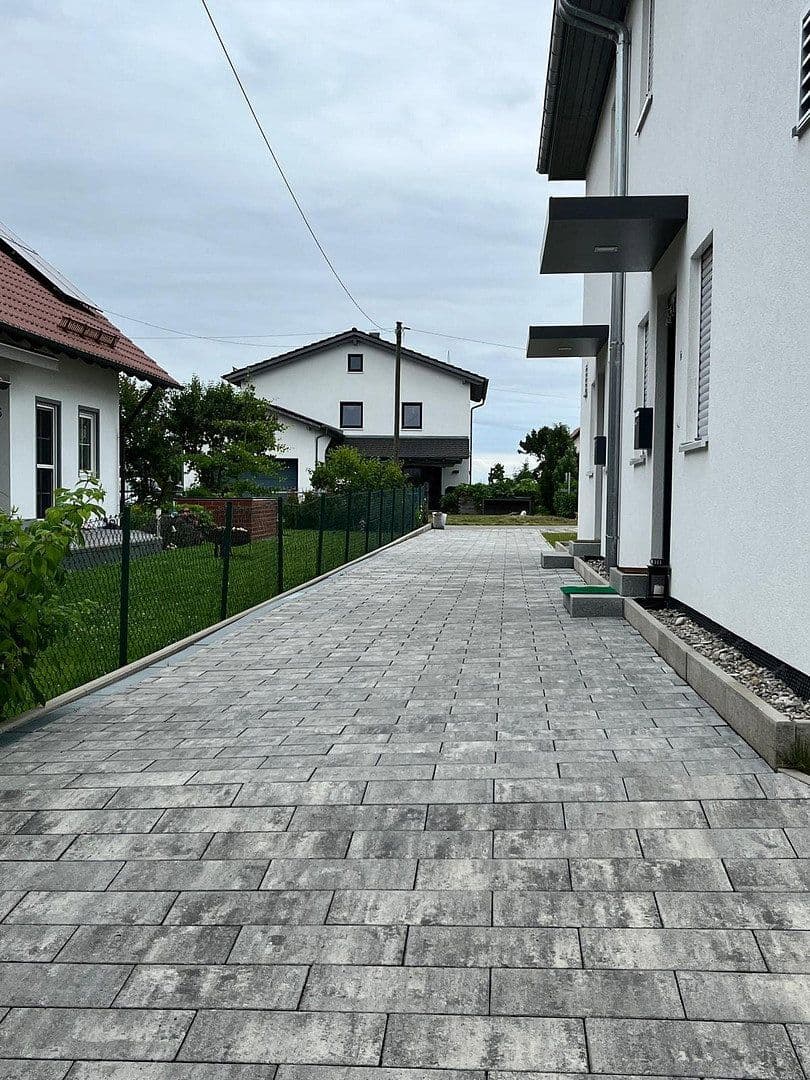 Prenájom domu 157 m², pozemek 400 m², Hurlacher str 28a, Langerringen, Bavorsko Prenájom domu 157 m², pozemek 400 m², Hurlacher str 28a, Langerringen, Bavorsko