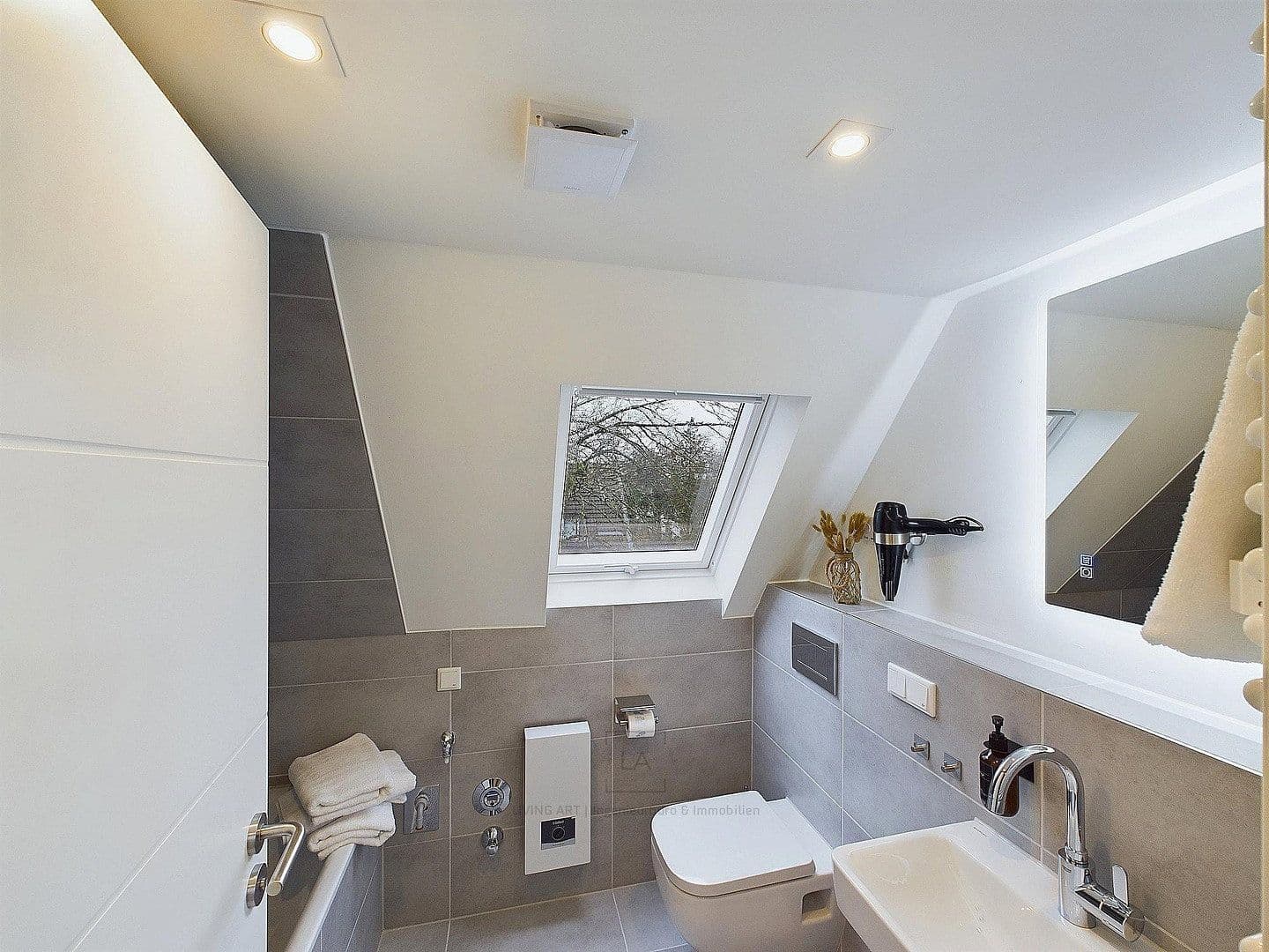 Prenájom bytu 1-izbový 35 m², Jägerstraße 30, Leverkusen, Severné Porýnie - Westfálsko Prenájom bytu 1-izbový 35 m², Jägerstraße 30, Leverkusen, Severné Porýnie - Westfálsko