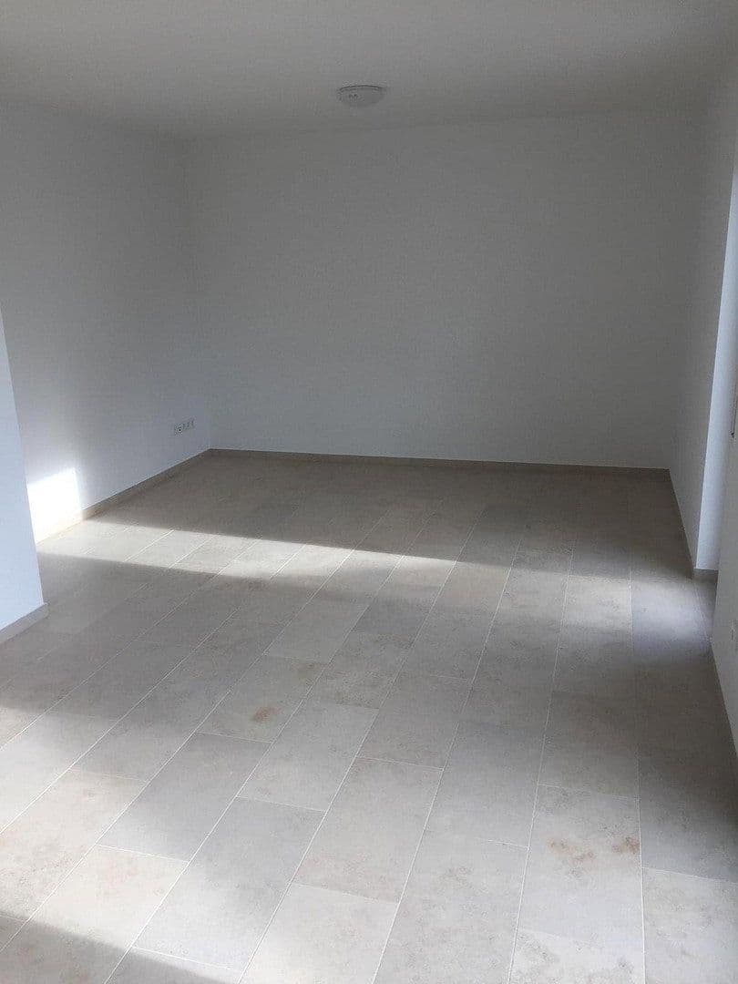 Prenájom domu 159 m², pozemek 315 m², Ahornstr. 7, Hepberg, Bavorsko Prenájom domu 159 m², pozemek 315 m², Ahornstr. 7, Hepberg, Bavorsko