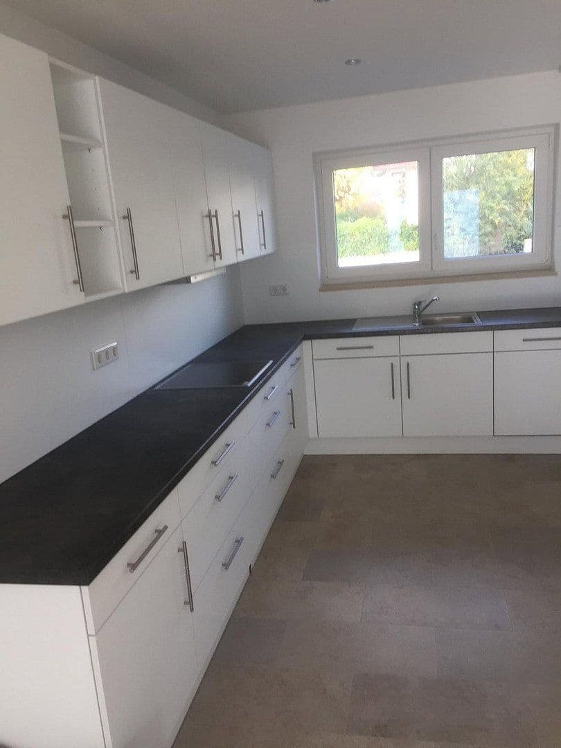 Prenájom domu 159 m², pozemek 315 m², Ahornstr. 7, Hepberg, Bavorsko Prenájom domu 159 m², pozemek 315 m², Ahornstr. 7, Hepberg, Bavorsko