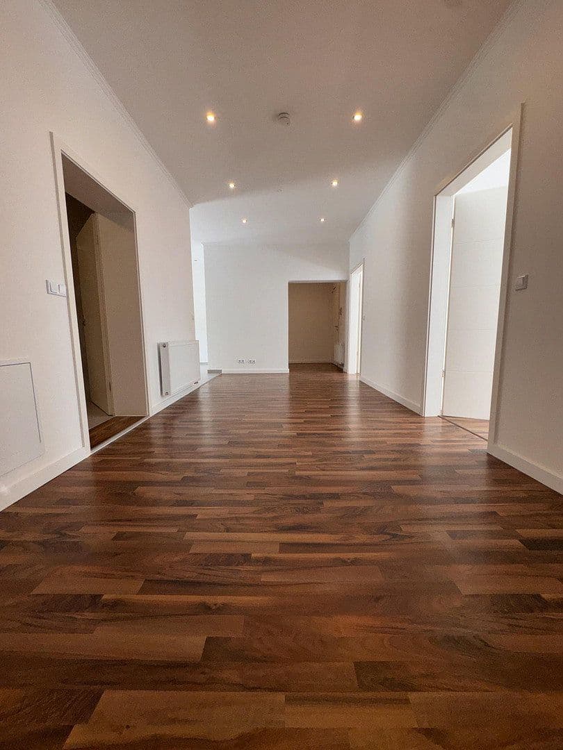 Prenájom bytu 3-izbový 75 m², Kirchberg 5, Breitenbrunn, Bavorsko Prenájom bytu 3-izbový 75 m², Kirchberg 5, Breitenbrunn, Bavorsko