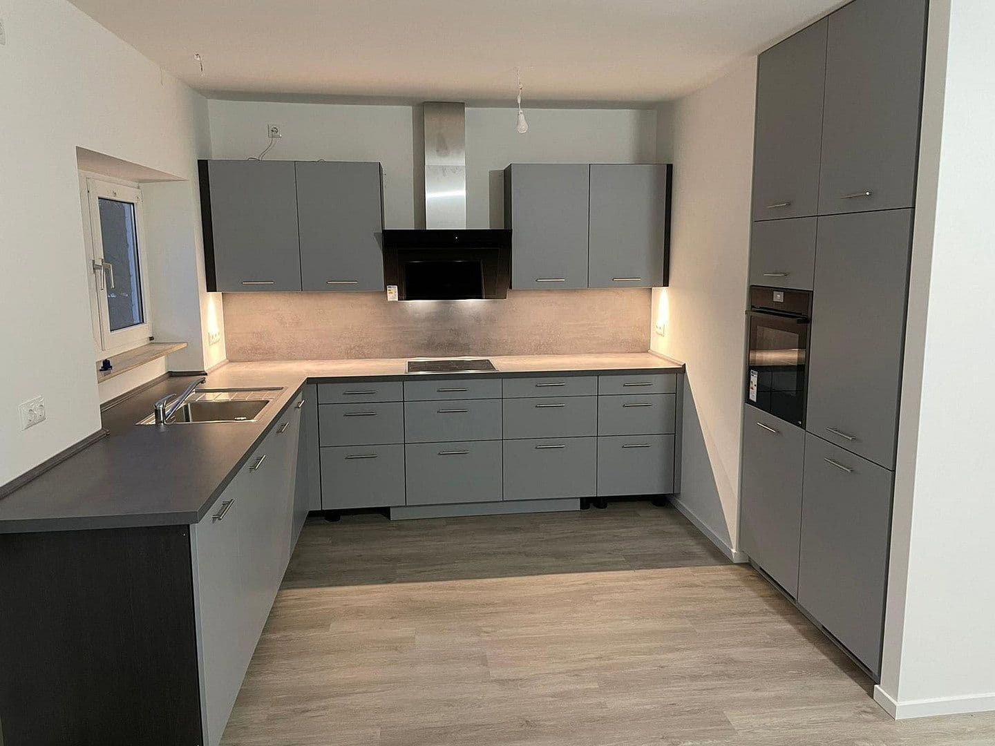 Prenájom bytu 3-izbový 86 m², Uelzen, Dolné Sasko Prenájom bytu 3-izbový 86 m², Uelzen, Dolné Sasko