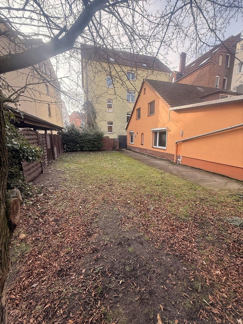 Prenájom domu 180 m², pozemek 500 m², Kapellenstraße 12a, Hannover, Dolné Sasko Prenájom domu 180 m², pozemek 500 m², Kapellenstraße 12a, Hannover, Dolné Sasko
