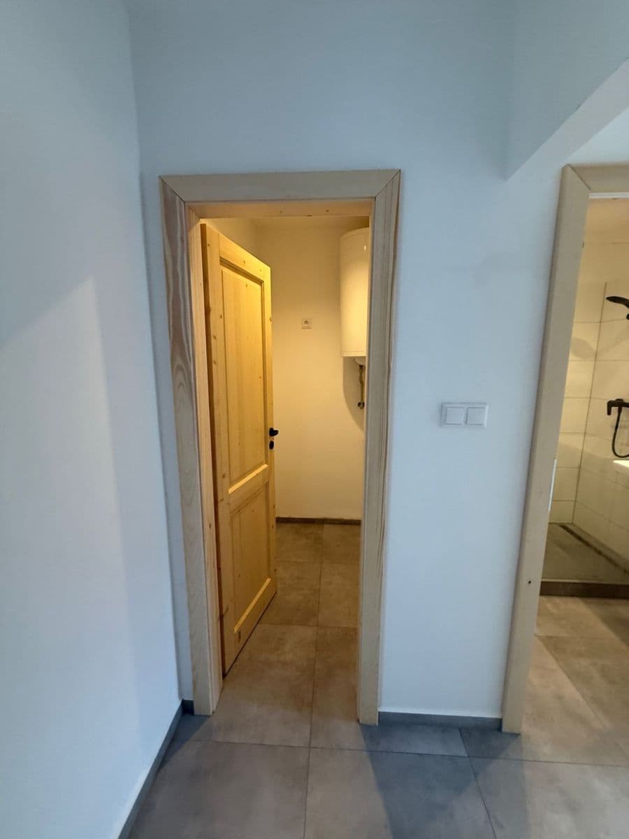 Prenájom bytu 3-izbový 51 m², Luční, Nové Město na Moravě, Kraj Vysočina Prenájom bytu 3-izbový 51 m², Luční, Nové Město na Moravě, Kraj Vysočina