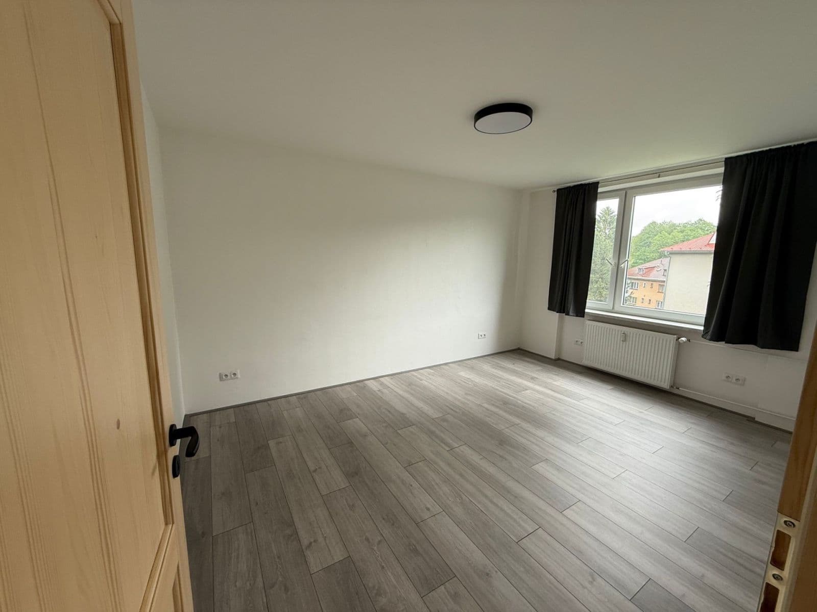 Prenájom bytu 3-izbový 51 m², Luční, Nové Město na Moravě, Kraj Vysočina Prenájom bytu 3-izbový 51 m², Luční, Nové Město na Moravě, Kraj Vysočina