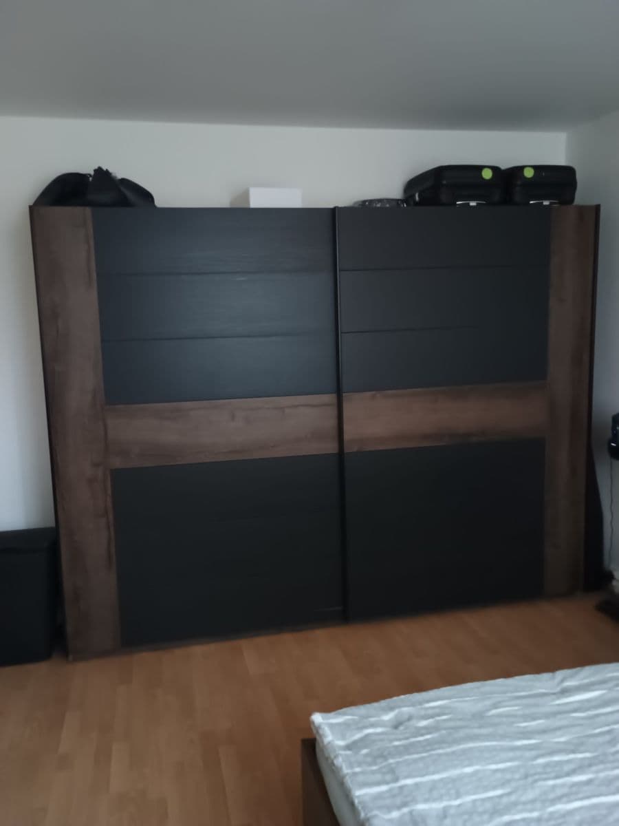 Prenájom bytu 1-izbový 36 m², Kosmonautů, Louny, Ústecký kraj Prenájom bytu 1-izbový 36 m², Kosmonautů, Louny, Ústecký kraj